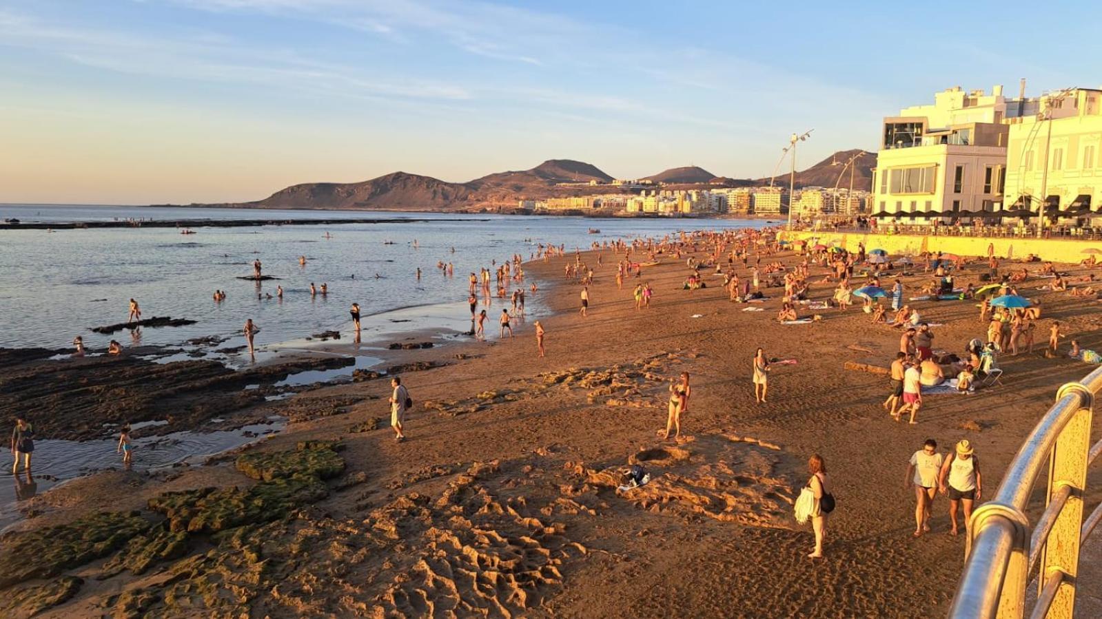 Bkd1 - Apartamento Entero A 50 Metros Playa De Las Canteras Las Palmas de Gran Canaria Extérieur photo